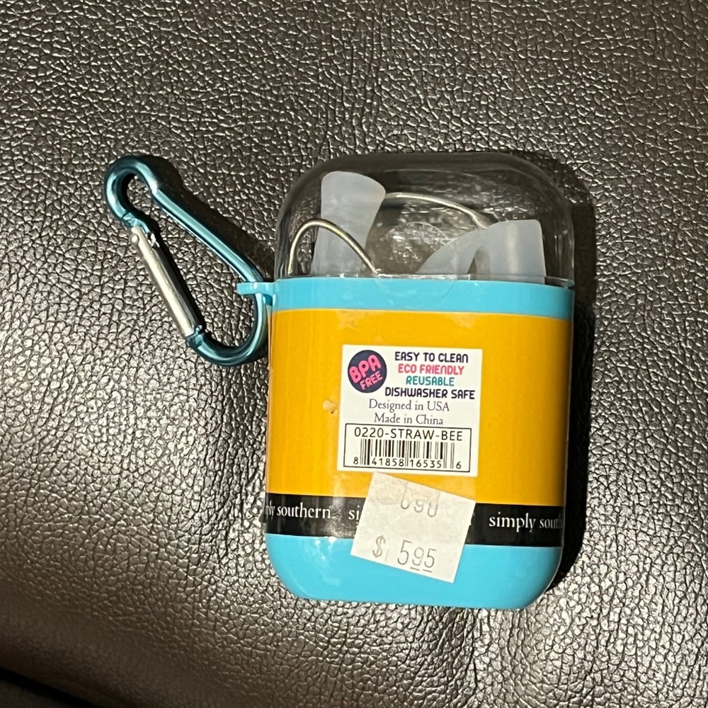 NEW BEE KIND Simply Southern Reusable Straw in plastic case - Picture 3 of 7